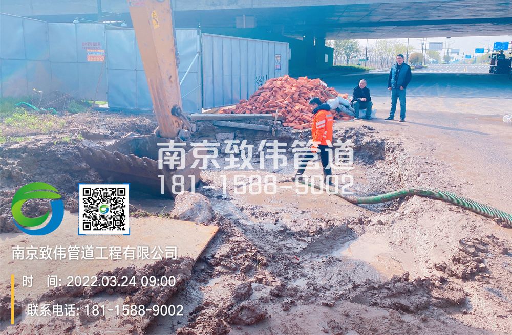 长虹路泥浆清理